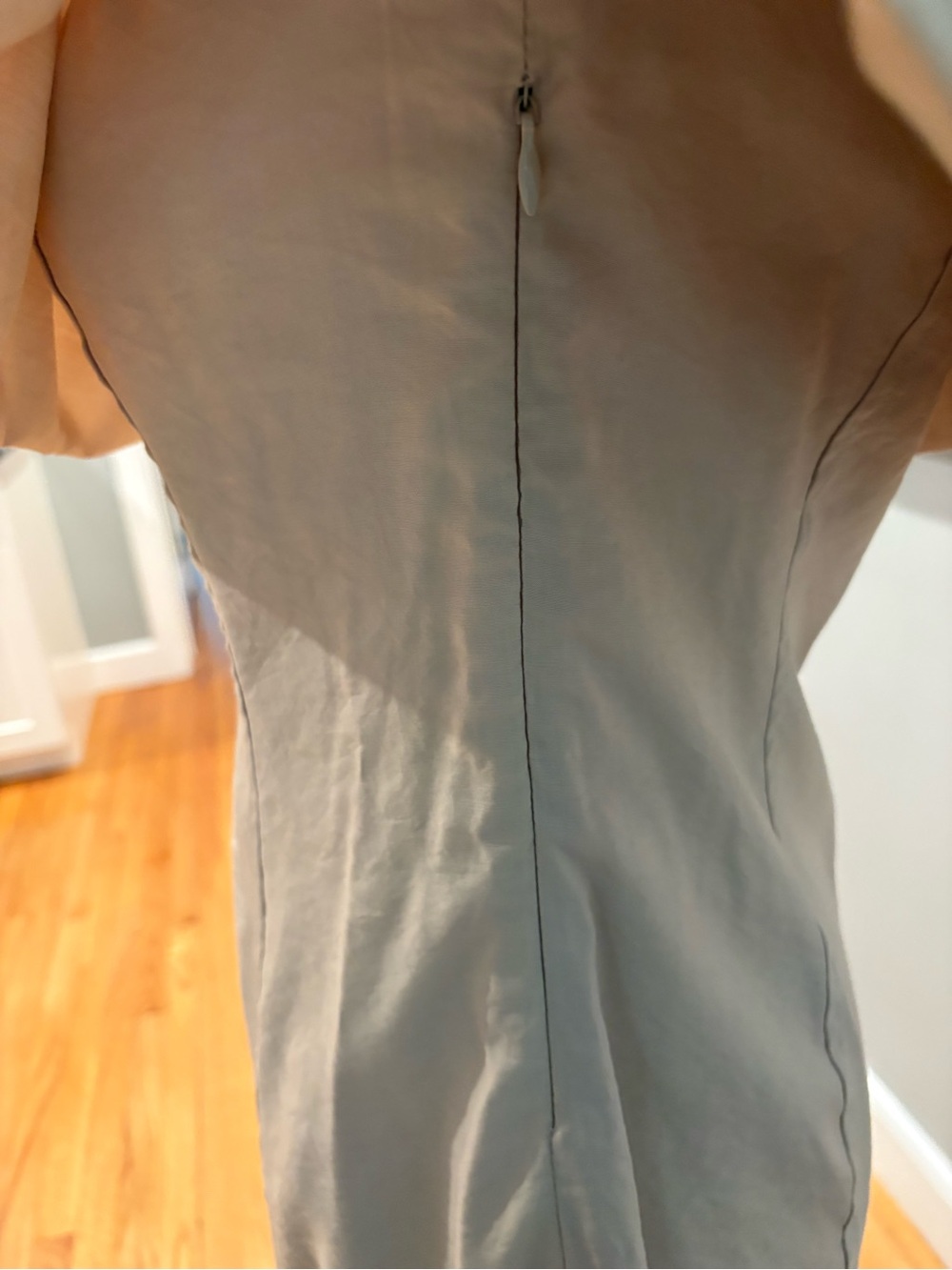 Lulu's Beige Off-Shoulder Ruffle Tunic. Size M - Picture 7 of 8